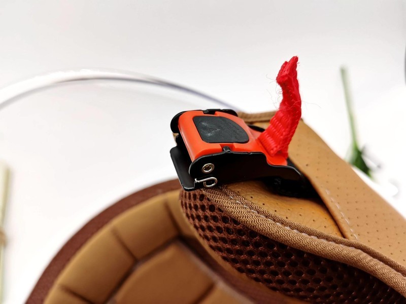 安全帽戴头上，你好他也好，安安全全上班，快快乐乐下班