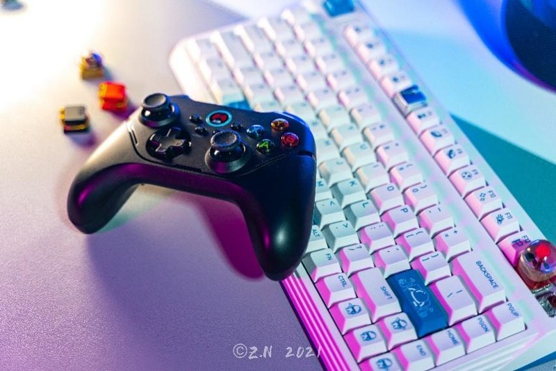 没有手柄的端游似乎少了半个灵魂，在北通手柄上我找回来了