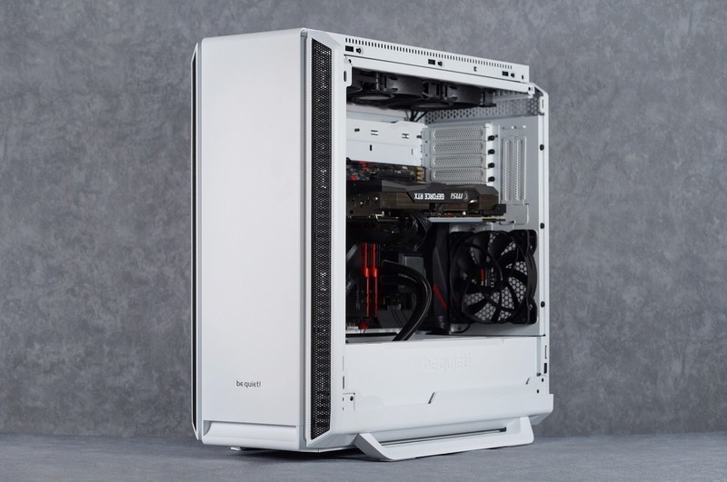 LOFT 主机开启 德商必酷 SILENT BASE 802 装机体验