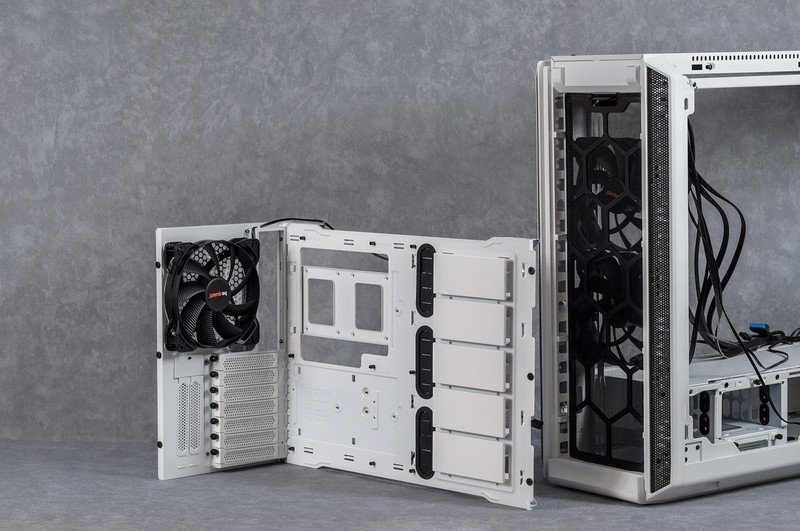 LOFT 主机开启 德商必酷 SILENT BASE 802 装机体验