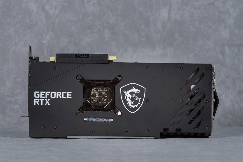 LOFT 主机开启 德商必酷 SILENT BASE 802 装机体验