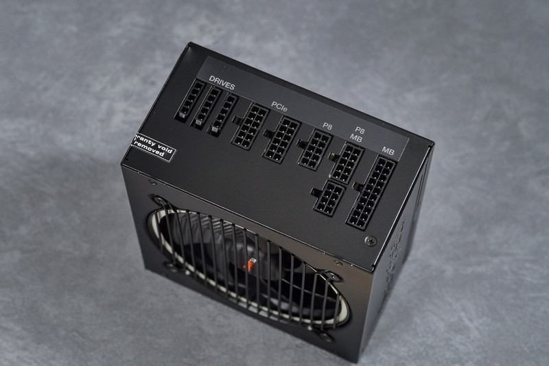 LOFT 主机开启 德商必酷 SILENT BASE 802 装机体验