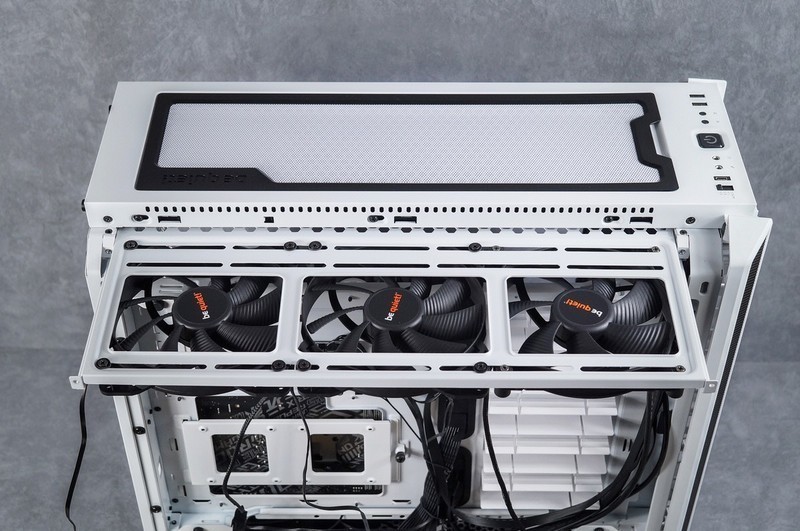 LOFT 主机开启 德商必酷 SILENT BASE 802 装机体验