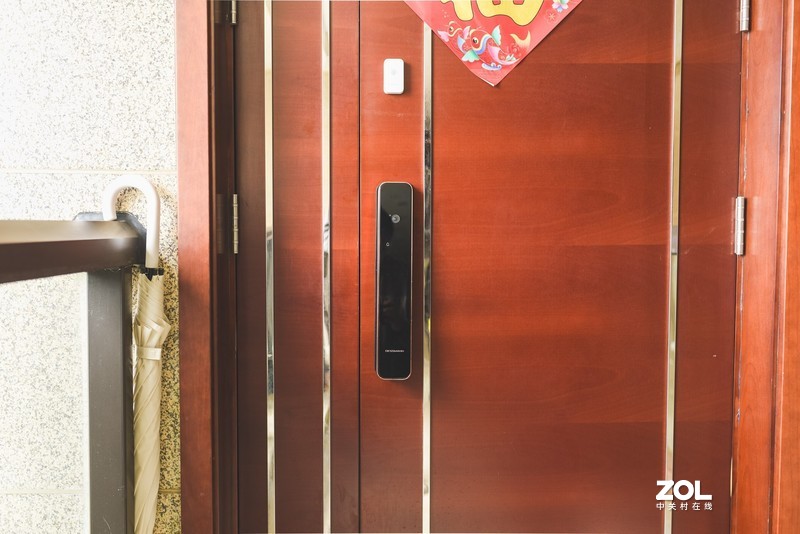 从伪智能到人脸识别，新旗舰德施曼R8，只为服务好更安全的家