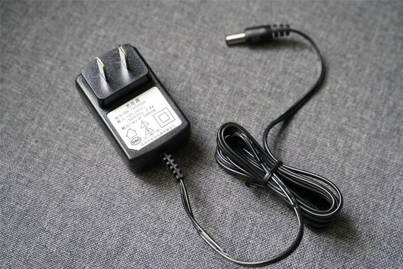 300多元的国产吸尘器之光，网易智造T110无线吸尘器值不值得买？