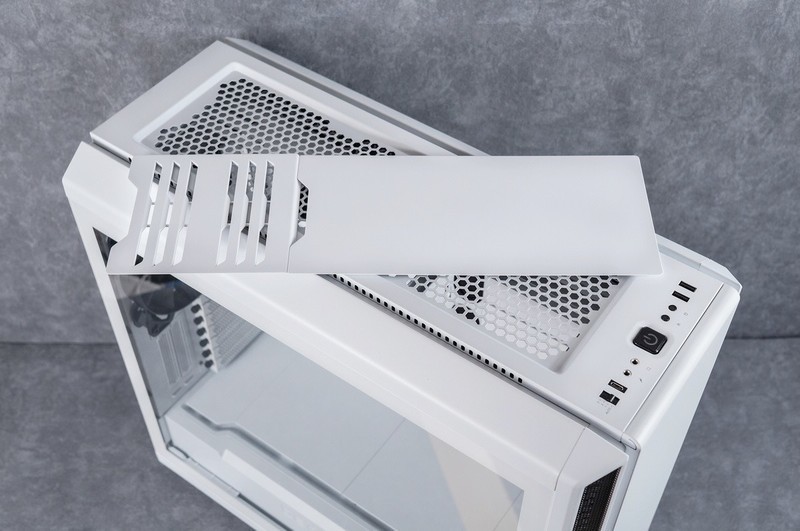 LOFT 主机开启 德商必酷 SILENT BASE 802 装机体验