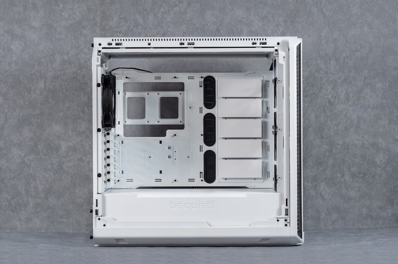 LOFT 主机开启 德商必酷 SILENT BASE 802 装机体验