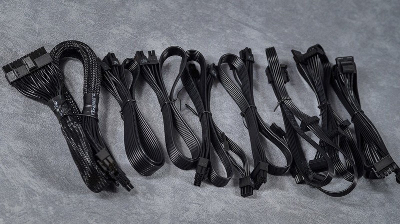 LOFT 主机开启 德商必酷 SILENT BASE 802 装机体验