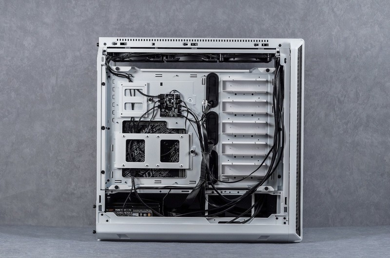 LOFT 主机开启 德商必酷 SILENT BASE 802 装机体验