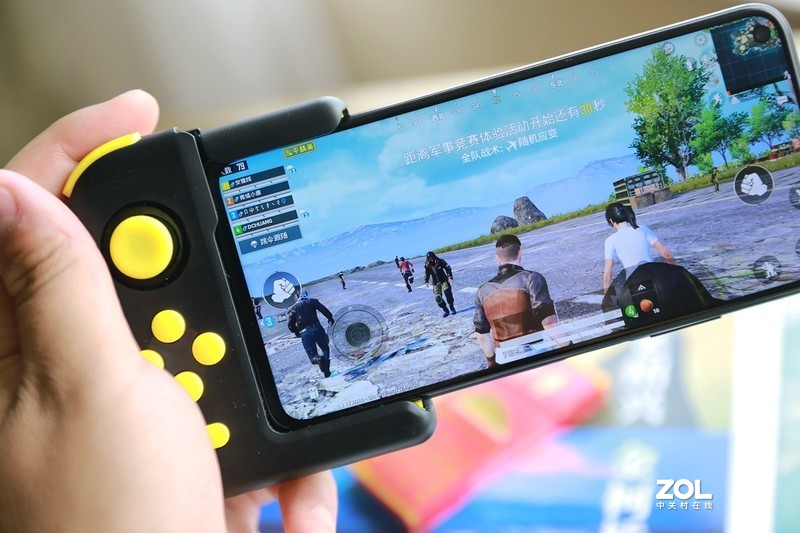 组合灵活，单边双边创新玩法，北通G2手游手柄迎接新赛季