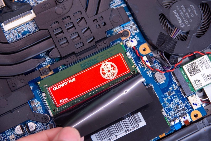 花最少的钱给笔记本升级，16GB双通道内存，写入性能提升超100%