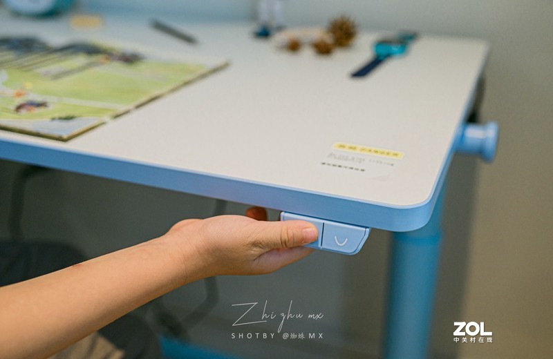 有孩子必买系列：你知道学习桌怎么选吗？乐歌电动儿童学习桌分享