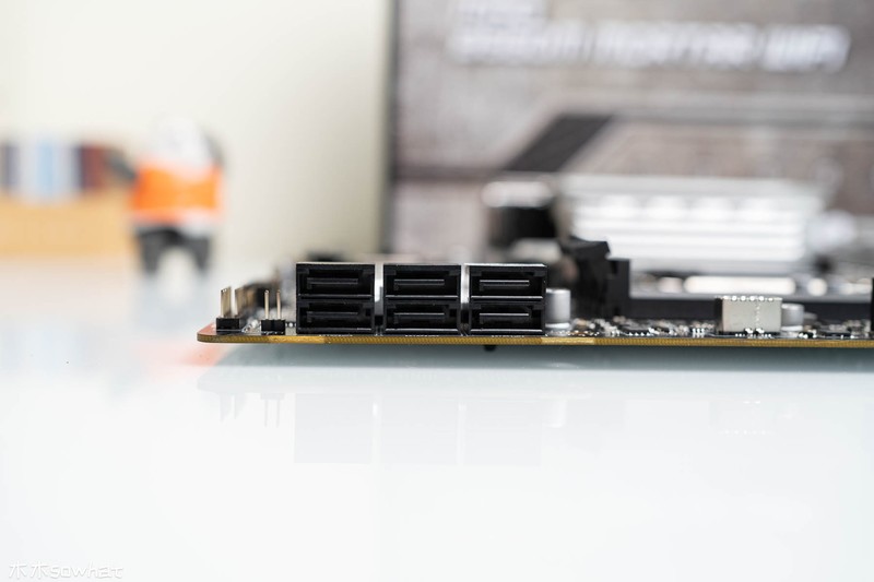 内存超频so easy，微星B560M迫击炮WIFI主板体验