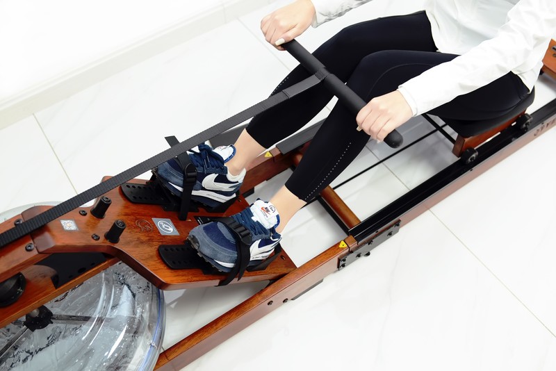 入圈华为HiLink 智联的野小兽划船机，香不香？美女来给真相了