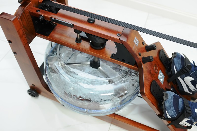 入圈华为HiLink 智联的野小兽划船机，香不香？美女来给真相了