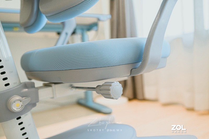 有孩子必买系列：你知道学习桌怎么选吗？乐歌电动儿童学习桌分享