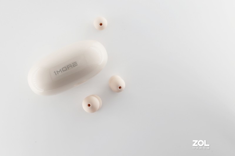 时尚界的宠儿，高颜值的1MORE ColorBuds真无线耳机试用体验