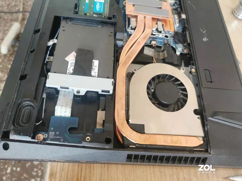 神舟笔记本散热改装，纯铜后盖降温真好