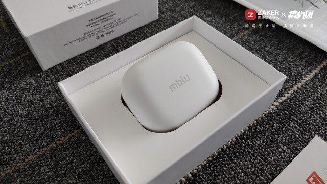 满载诚意之作，不负青年良品，魅蓝Blus主动降噪耳机体验