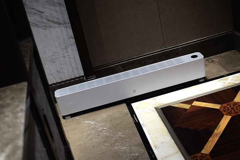 制热快 智能化控制高 米家石墨烯踢脚线电暖器