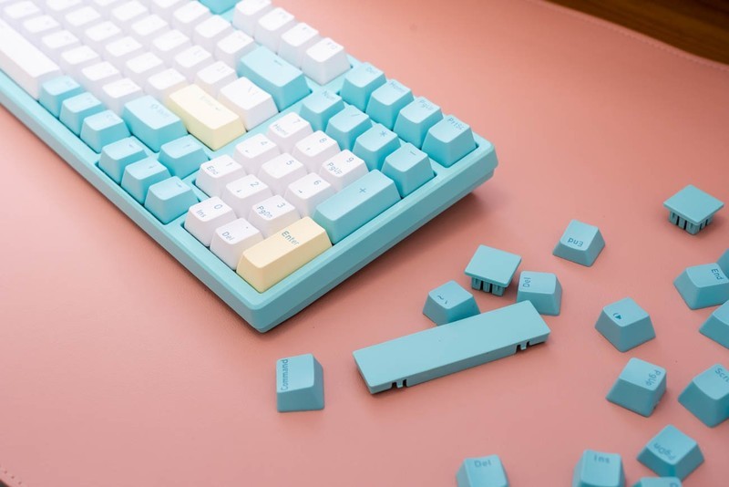 HELLO GANSS HS 98T三模机械键盘评测：高颜值，这就是我想要的键盘
