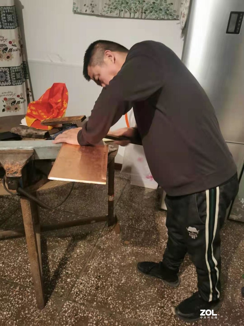 神舟笔记本散热改装，纯铜后盖降温真好