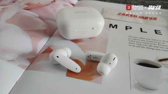 满载诚意之作，不负青年良品，魅蓝Blus主动降噪耳机体验