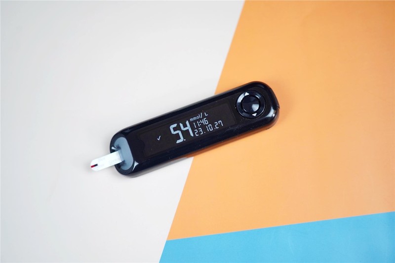 便携高效支持二次加样测糖家用优安进血糖仪你可以试一试