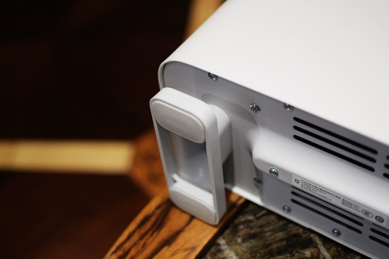 制热快 智能化控制高 米家石墨烯踢脚线电暖器