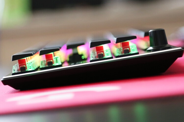 2020年最美机械键盘：冰豹Vulcan TKL超薄机械键盘体验 瓦肯TKL