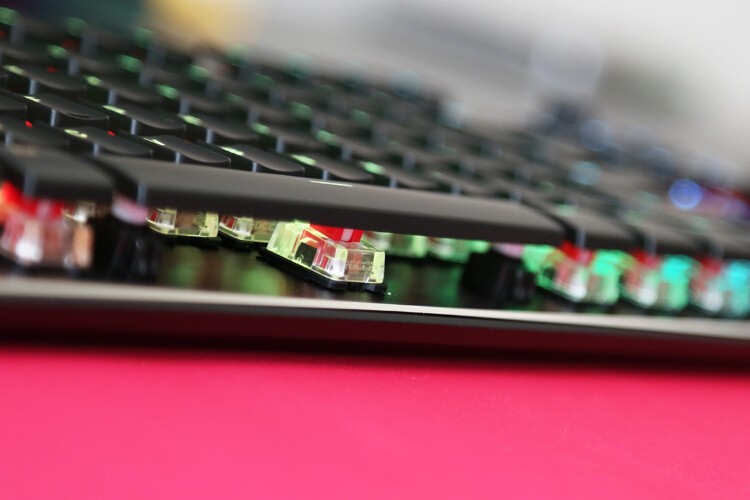 2020年最美机械键盘：冰豹Vulcan TKL超薄机械键盘体验 瓦肯TKL