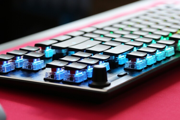 2020年最美机械键盘：冰豹Vulcan TKL超薄机械键盘体验 瓦肯TKL