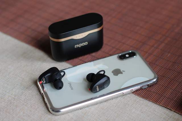 “大块头大智慧”，说说刚到手的雷柏Ti100真无线蓝牙耳机