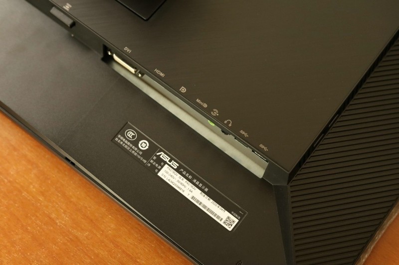 色彩丰富精准度高 消费级专业显示器华硕ProArt PA278QV测评体验