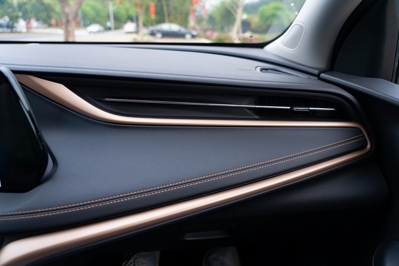 远离都市喧嚣，投身青山绿水——别克微蓝7纯电SUV体验记