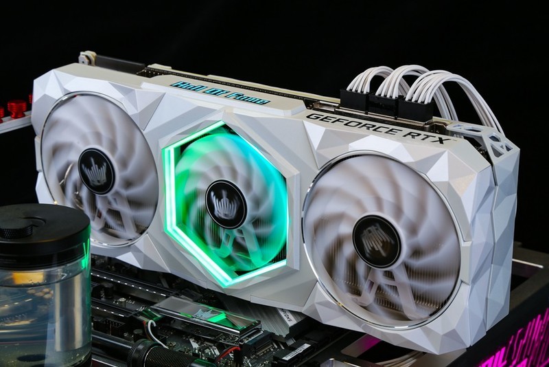 久等了，RTX 3090 HOF 今日上架！开箱评测也来了