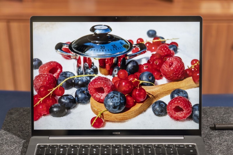 堪称科技美学新标杆的多屏协同笔记本：荣耀MagicBook V 14深度体验