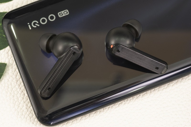 舒服到想跑步上班，主动降噪和音质起飞，国货硕美科MC502