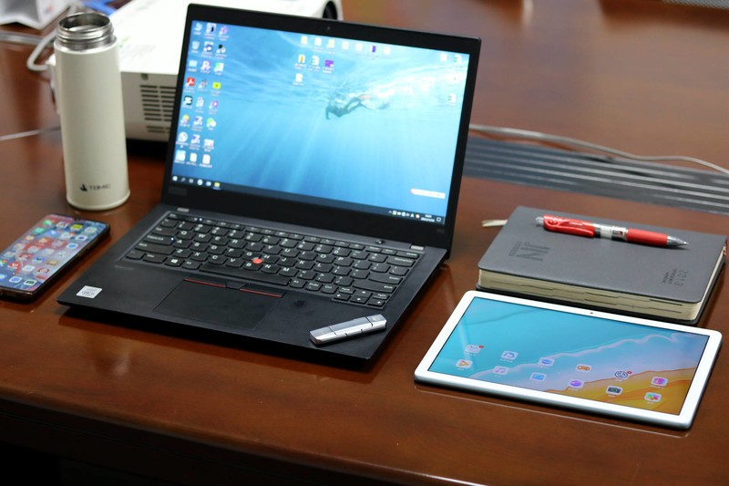 USSD高速固态U盘评测，解决职场痛点问题，1GB数据传输只需2秒