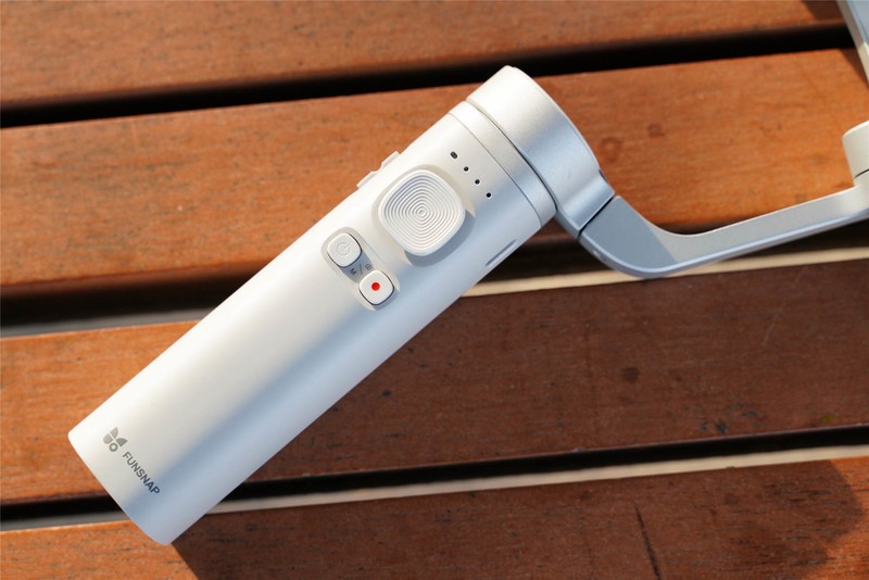 Capture π评测: 抖音APP也能追踪的折叠手机云台