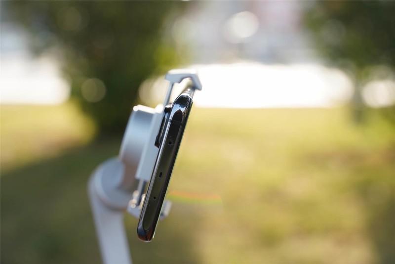 Capture π评测: 抖音APP也能追踪的折叠手机云台