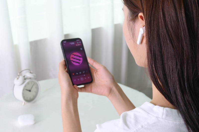 所有蓝牙耳机通病，打游戏必有声音延迟？低延迟真的无法普及吗？