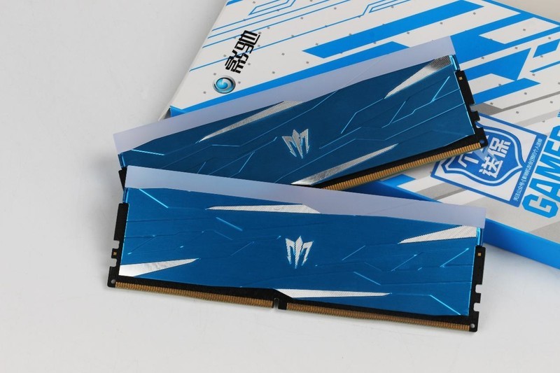 影驰全家桶 | 明明可以单挑，偏偏要组团出战！