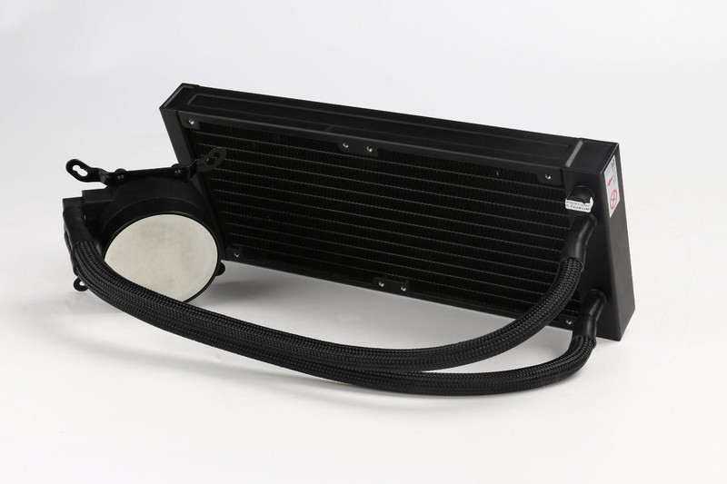 影驰全家桶 | 明明可以单挑，偏偏要组团出战！