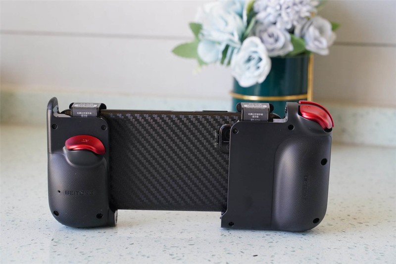 简化操作提升胜率，北通G2评测：带你轻松开黑吃鸡