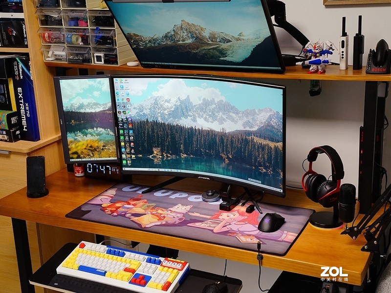 不折腾不快乐，再玩各种桌面好物，显示器、键鼠、耳机、充电器等等全都有