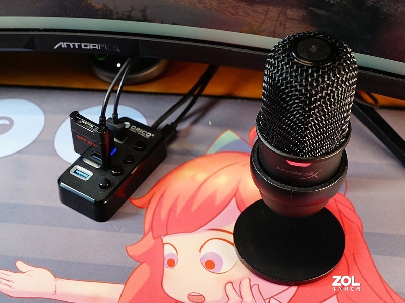 不折腾不快乐，再玩各种桌面好物，显示器、键鼠、耳机、充电器等等全都有