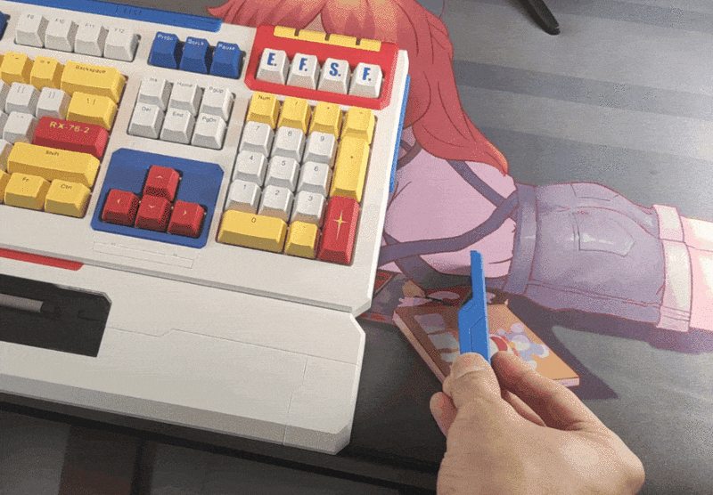 不折腾不快乐，再玩各种桌面好物，显示器、键鼠、耳机、充电器等等全都有