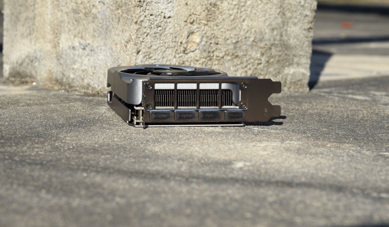 虽然身材小但是性能也一点也不少---影驰金属大师 GEFORCE RTX 3060 Mini(FG)装机体验