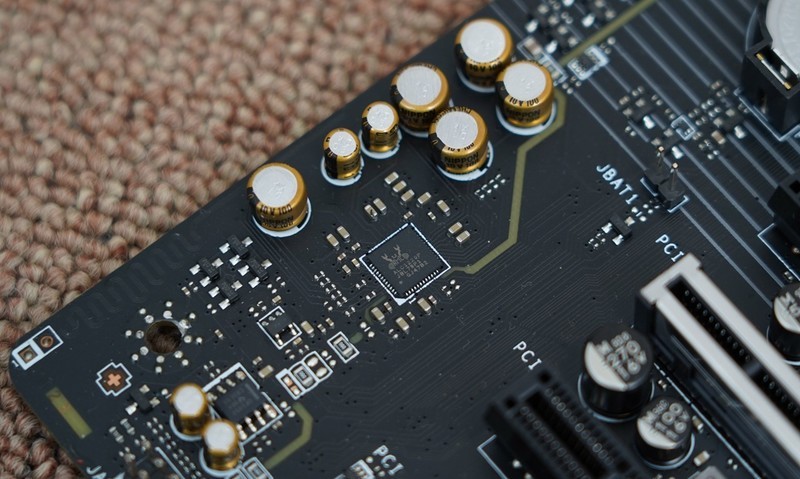 赛博朋克2077来袭，RTX3060Ti打造的万元神机效果究竟如何？